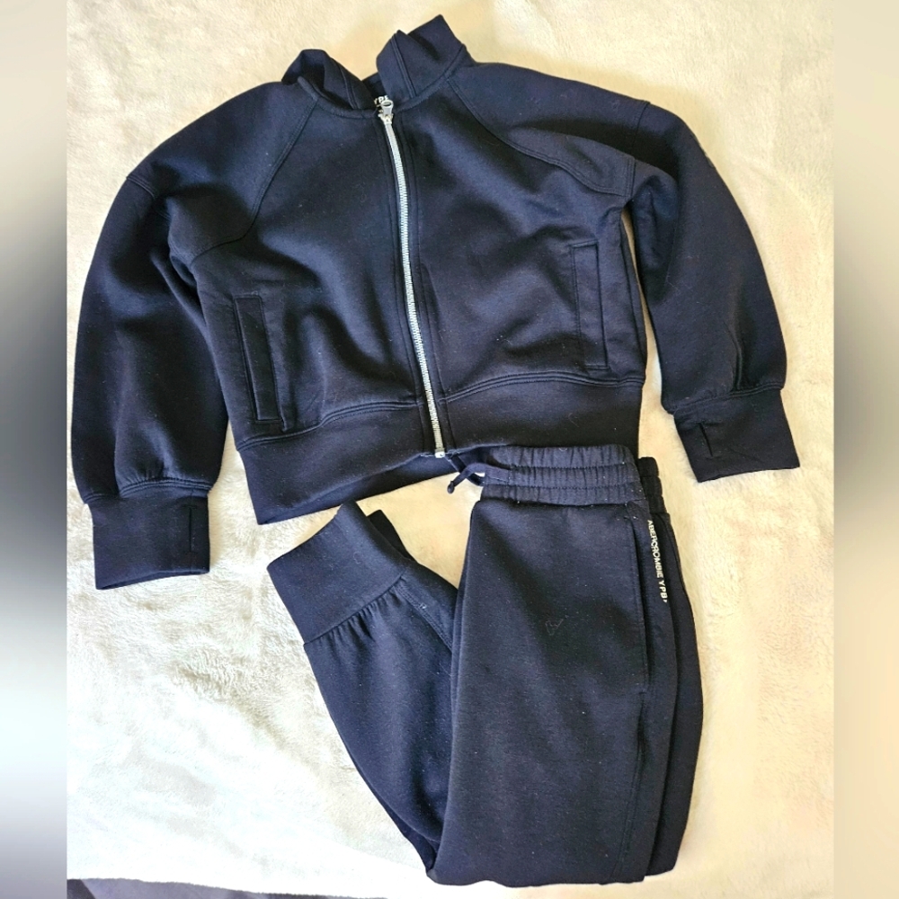 ABERCROMBIE KIDS YPB JOGGER SET ZIPPED HOODIE AND PANTS SIZE 5/6